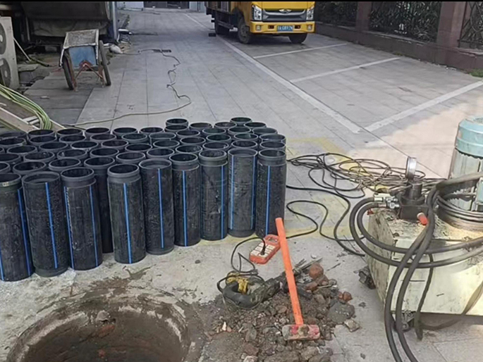 滴道PE置换管厂家 DN315置换管 非开挖管短管置换